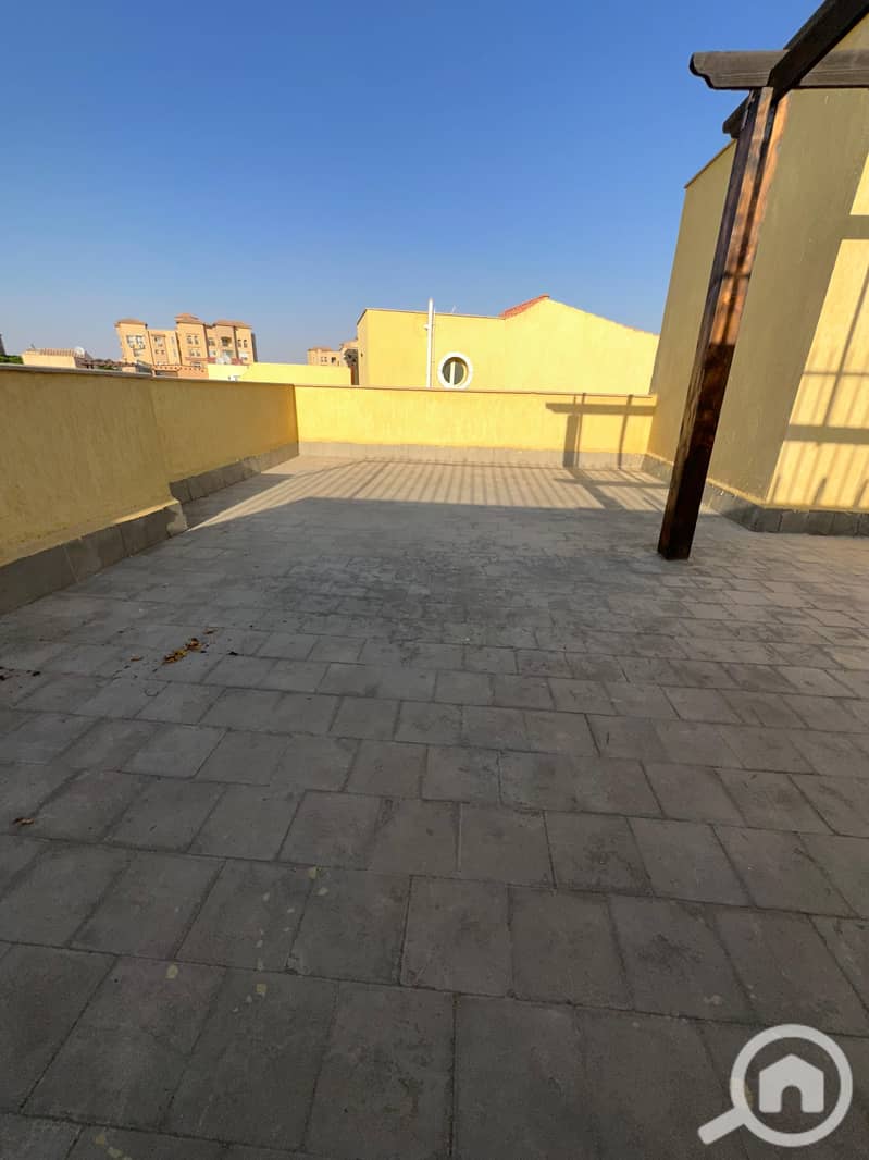 17 0bd0782a-becc-4b73-bf8c-773e49734fc2. jpeg