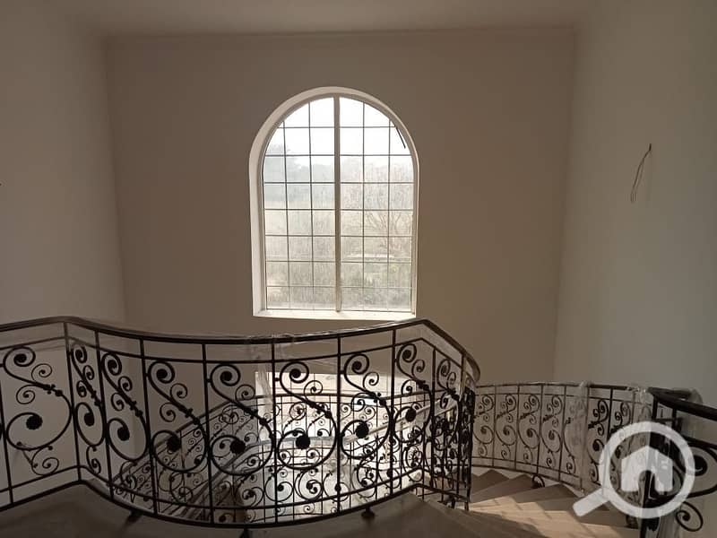 14 ad3457b3-4885-47ef-9215-6e19f86a4420. jpeg