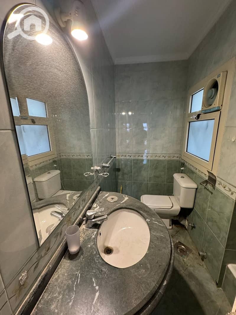 5 e3123114-9631-4bde-ba4a-74ad3150dc0a. jpeg