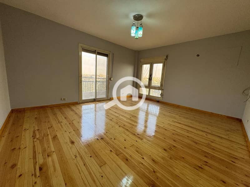 8 c24d5fac-1f6b-4d5d-a23a-8f9055b0fae0. jpeg