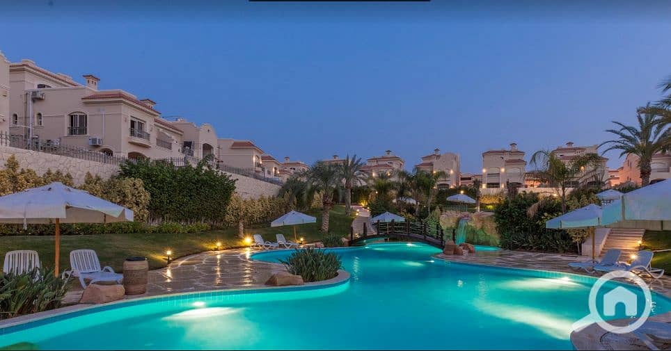 10 Night-view-for-swimming-pool-in-EL-PATIO-5. png