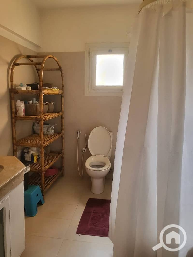 7 57959dd6-53d9-4c76-9999-c7a676a0b7d1. jpeg