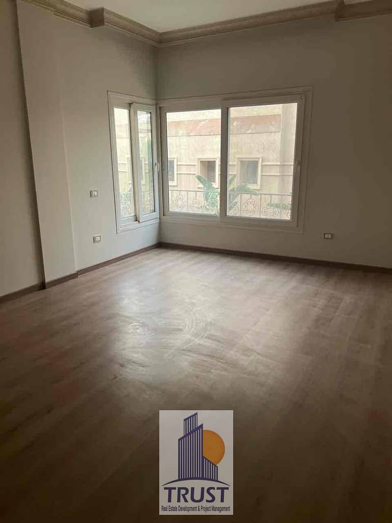 8 ddd74476-bf69-4887-82c6-b07f49674f9d. jpg