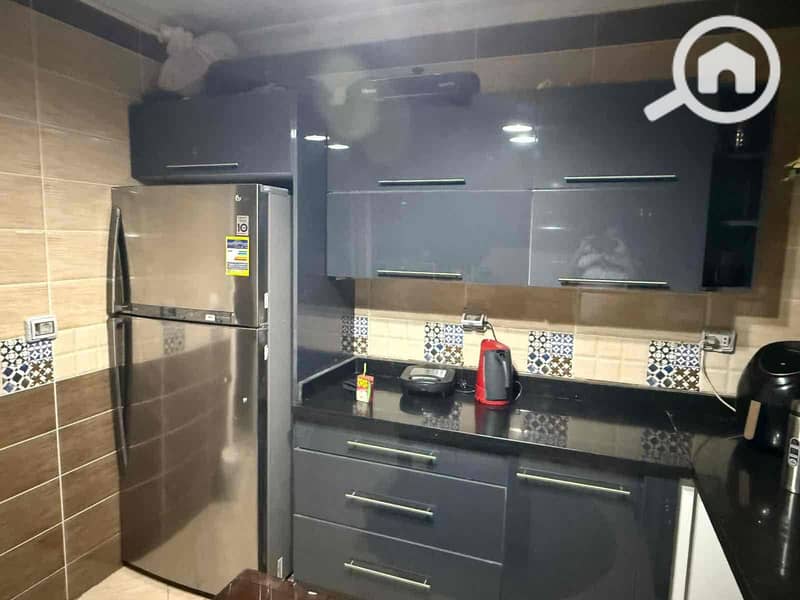 10 9411eeb6-d06a-4b58-bf4f-b25c8c35fed0. jpg