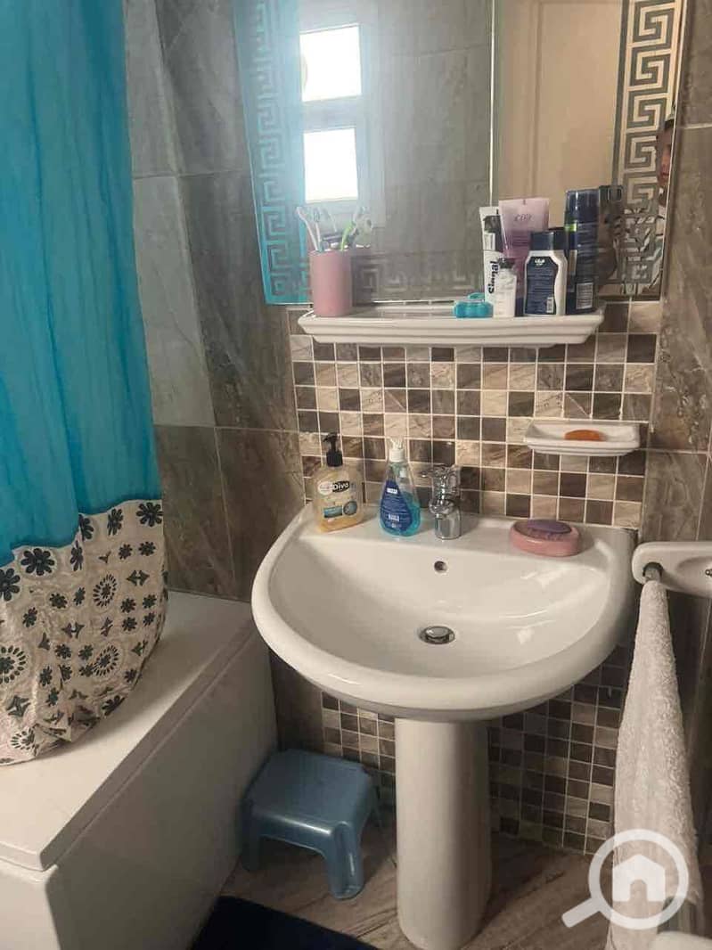 13 8f329149-ab32-4789-bd49-e9da7d108247. jpg