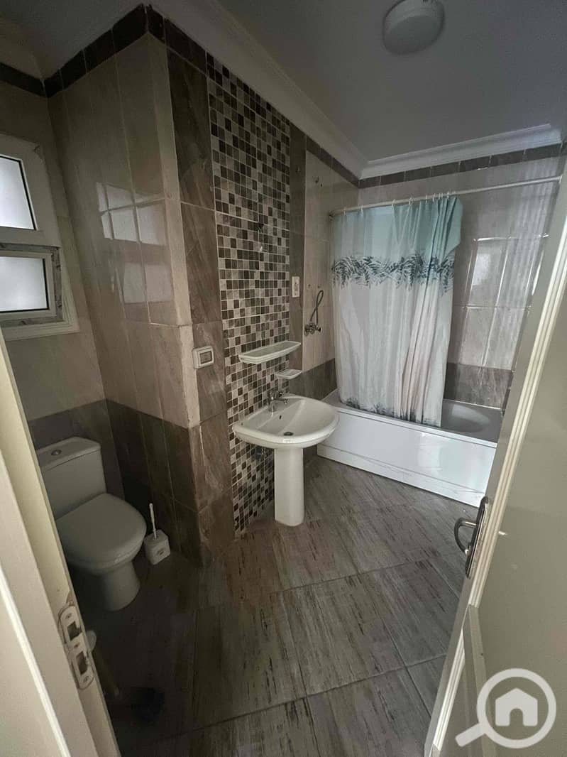 9 2d65a6a7-6401-4160-bd83-341c5e235961. jpg