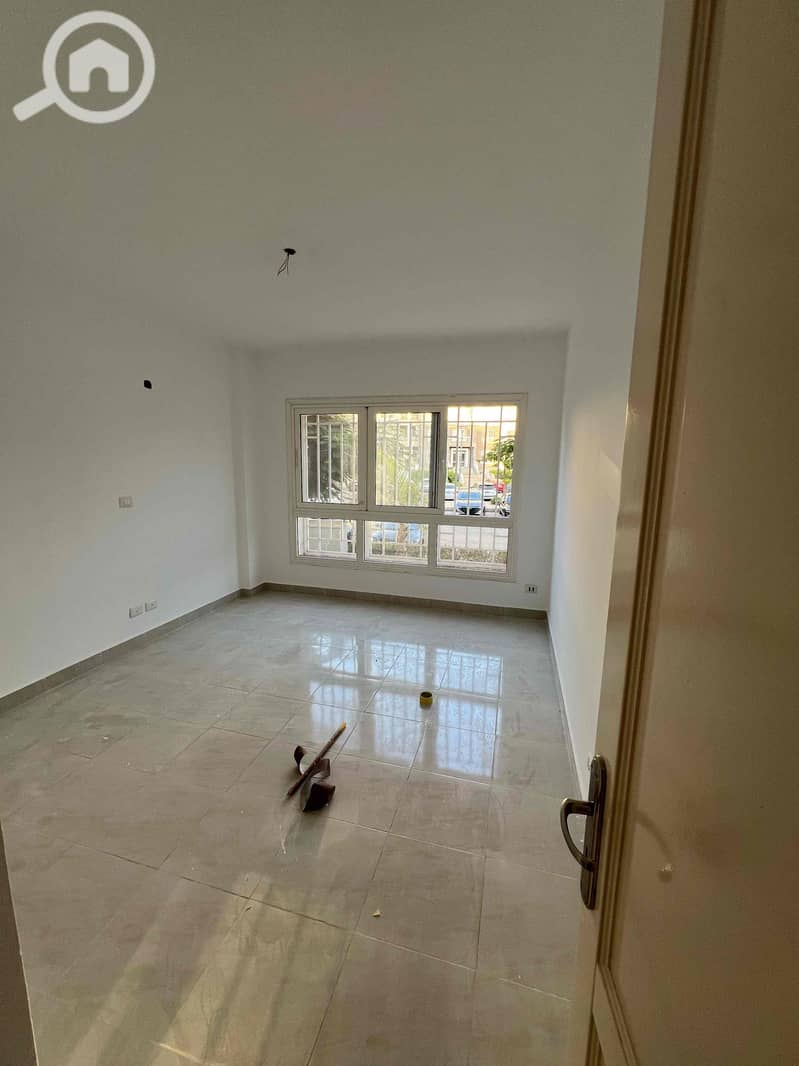 12 a6dff520-be94-43cc-b808-651e743fb61b. jpg