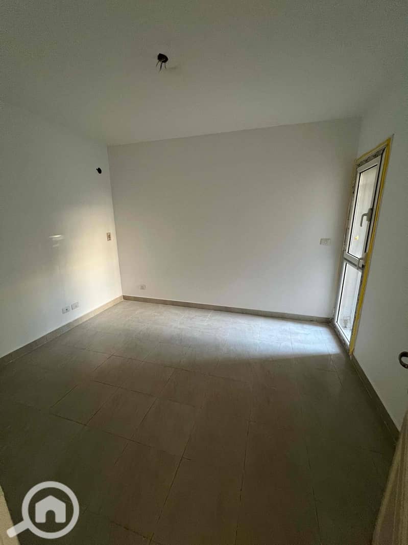 13 b0bb3c78-2ac7-47ee-88ba-dc0317c0113a. jpg