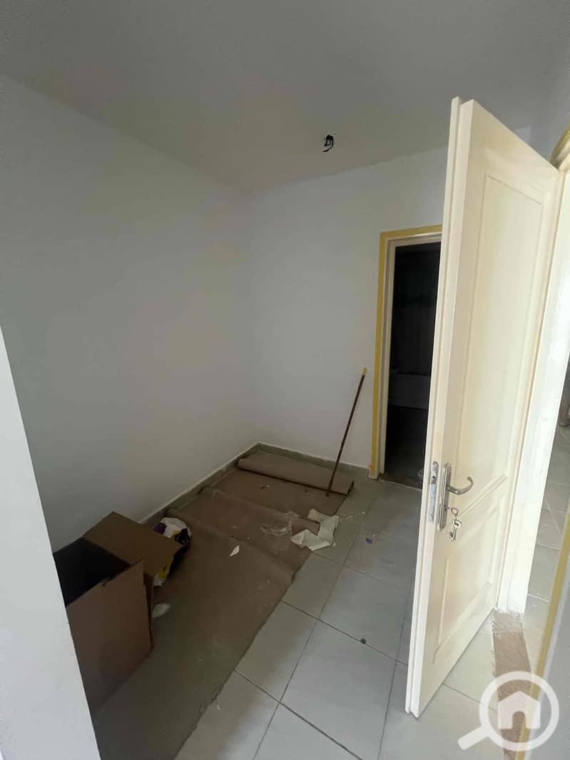 14 6068fd34-3cba-48c4-af1b-7c6b6a531f50. jpg