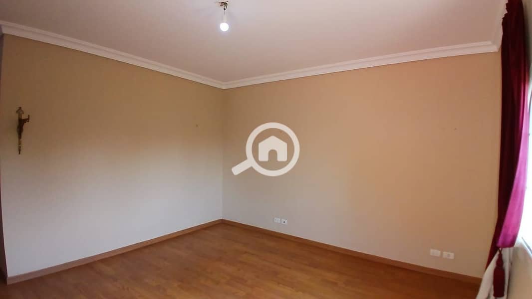 4 78ed7920-c8c2-4128-b642-e4b452c7c992. jpg