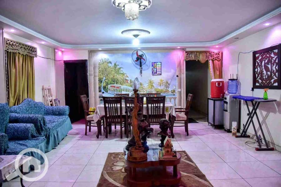 18 f4985d15-523a-4979-ac84-f8fe28bc16fc-1_all_1518. jpg