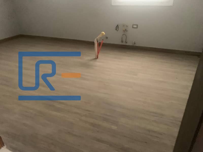 10 ed81cfb6-1c67-4d4a-ba28-9c7f7e654617. jpg