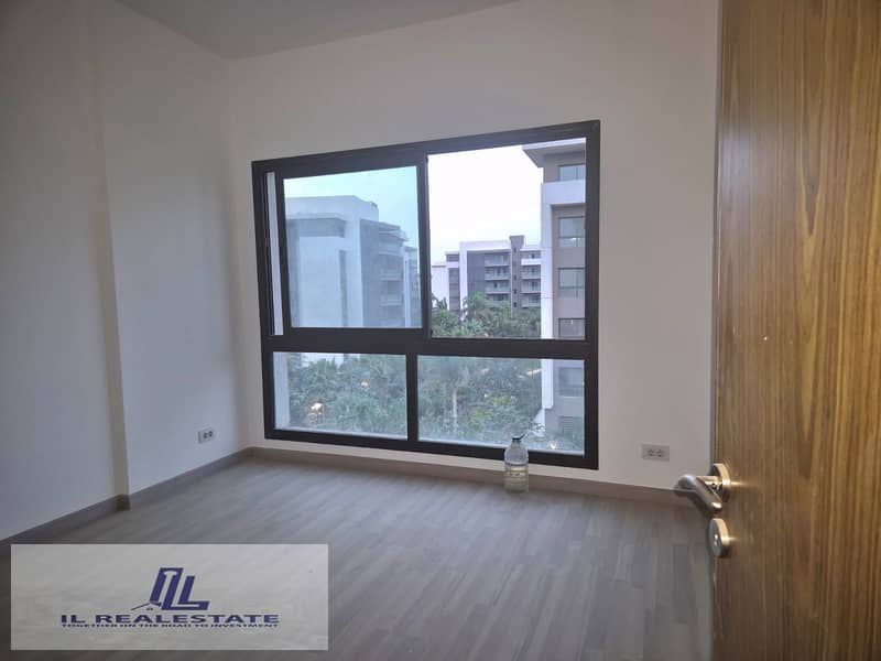 4 9c4bc47f-1e5d-4ef6-88ce-c7c214b5f480. jpg