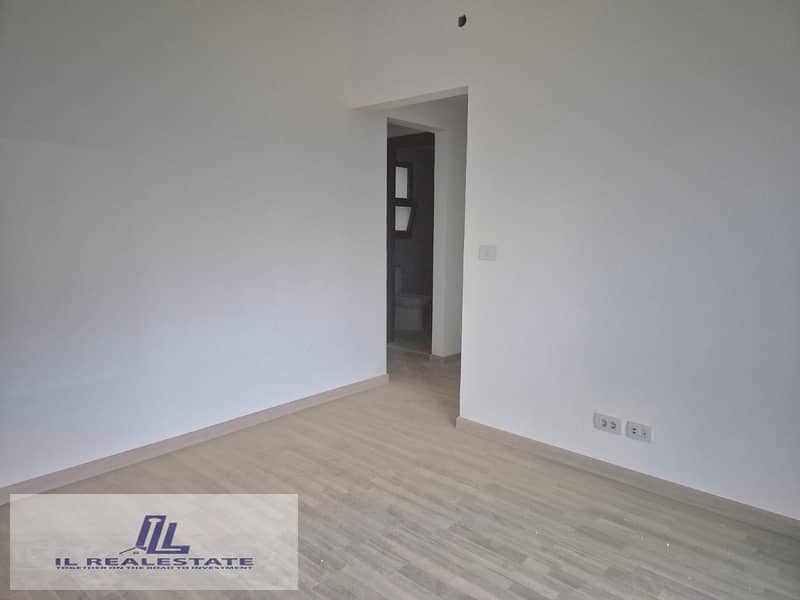 7 81b5f0d6-8e09-42a0-89c2-ae02bef4f9b5. jpg