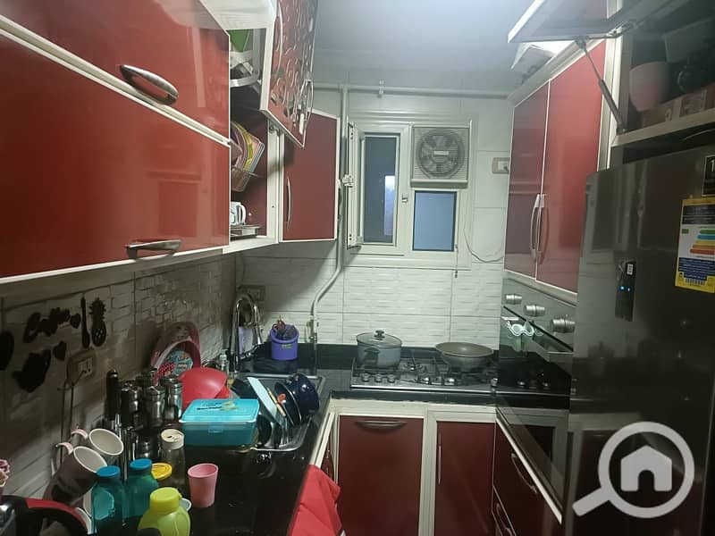 4 8fa66c3f-295b-4047-9245-dd88184d8052. jpeg