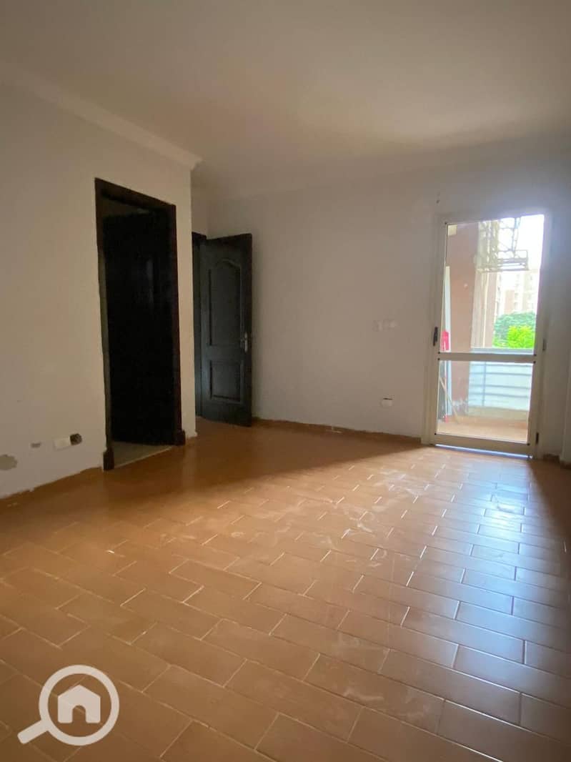 8 WhatsApp Image 2025-11-24 at 10.33. 22_faba4854. jpg