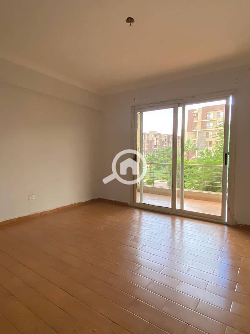 10 WhatsApp Image 2025-11-24 at 10.33. 22_2d02cf1e. jpg