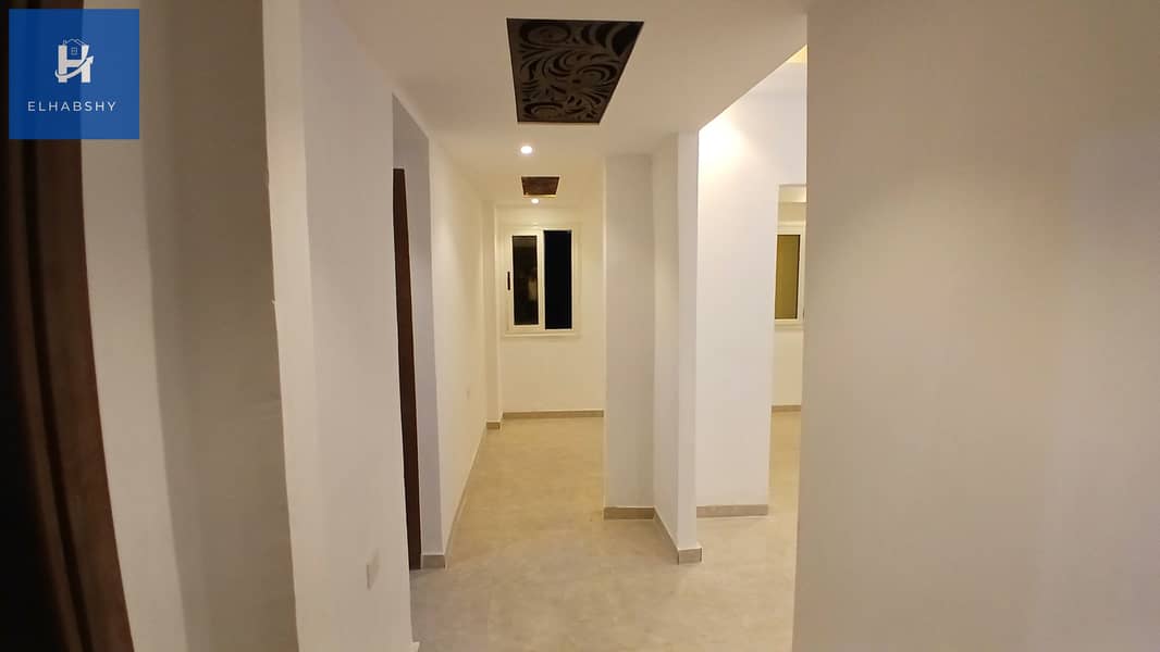 6 شقة للإيجار في العجوزة  158م تفرعات شارع د محمد شاهين ( تطل علي حديقة )    (6). jpg