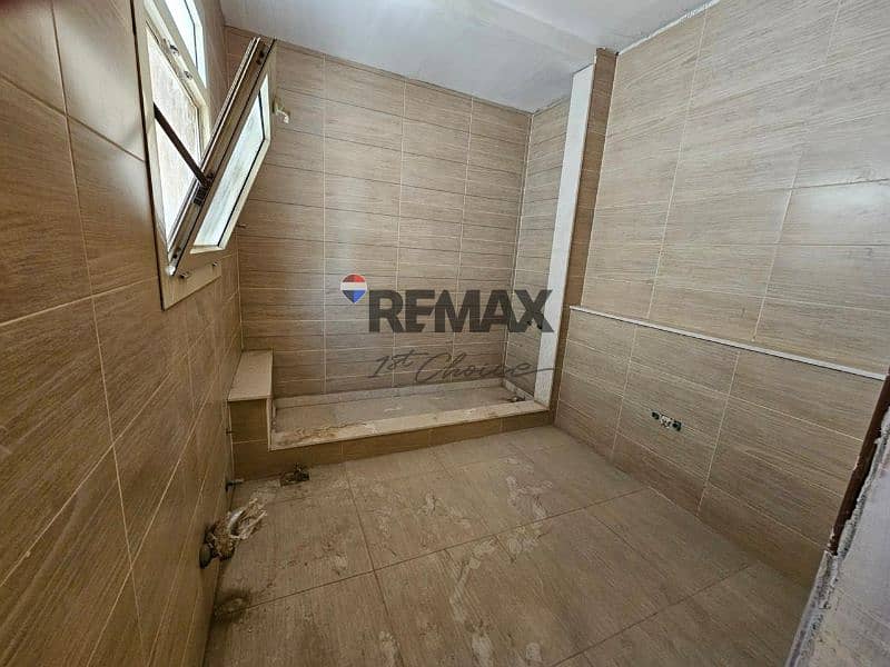 16 840dd354-2aef-4de5-a7e8-51f20afbd137. jpg