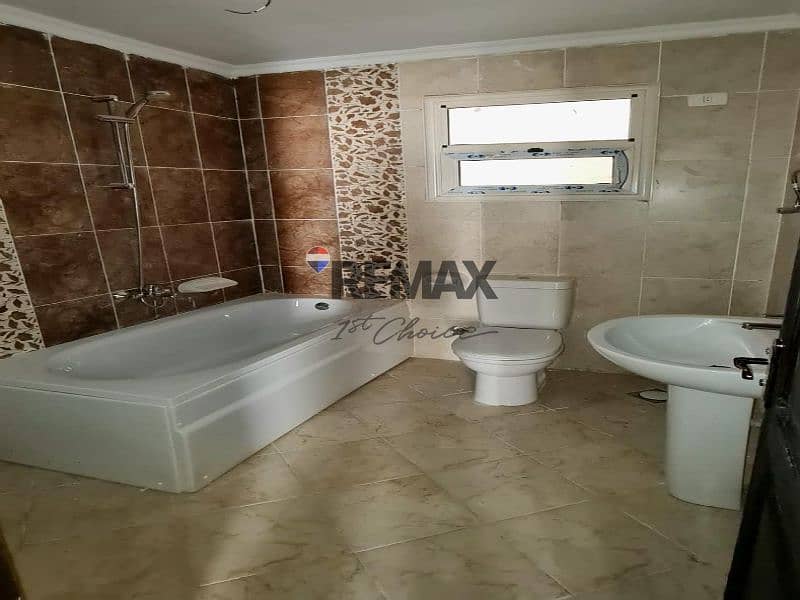 11 0f0d593c-6fad-4f99-b60c-228aa141fa12. jpg