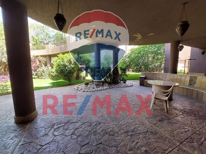 7 a8ae84ab-2c41-491d-8f47-5b5814f01e3d. jpg