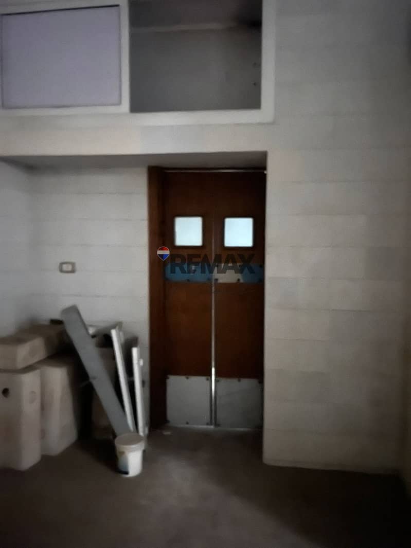 6 58f9b435-233d-4b65-932e-77127f6dfe7f. jpg