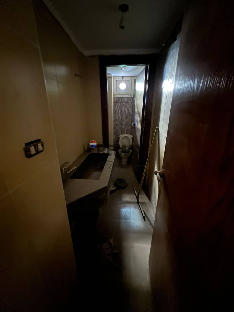 17 c222250b-09b6-4b68-ba41-8db4fa1f2db0. jpg