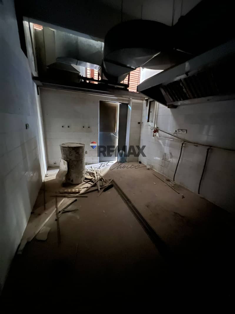 19 cb239762-4a3b-46de-9bf1-38f5b23d4228. jpg