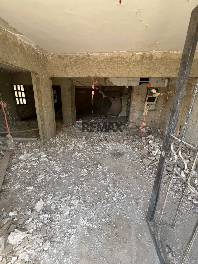 28 4b8c9c2c-7e8b-4a6b-9ee9-206c3e32171a. jpg