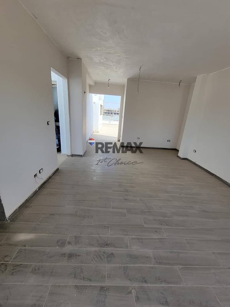 5 1c246bfc-520b-4f77-a762-e5130c23acdc. jpg