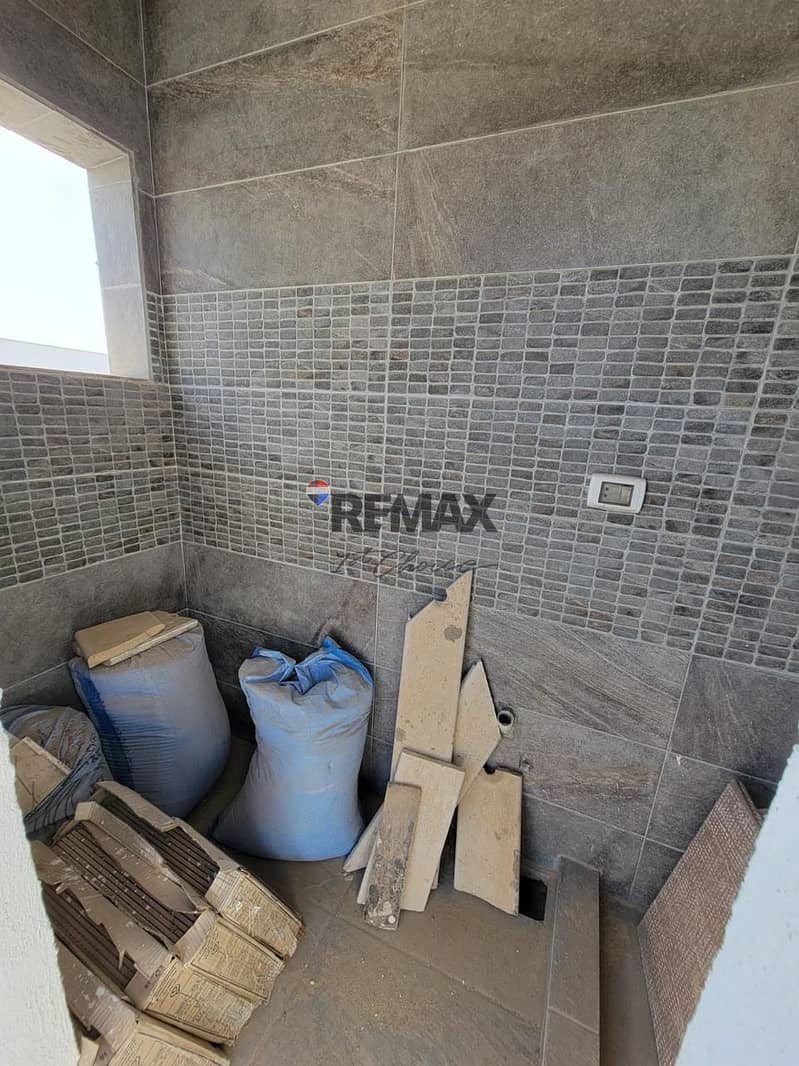 8 5ec43141-6ebf-42ea-b0e4-44f922b05cff. jpg