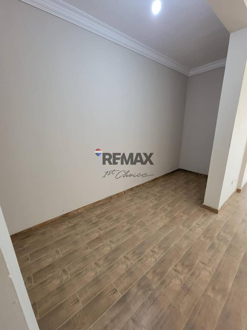 12 6f4850ad-25ce-4cbe-97da-083b43c3e988. jpg