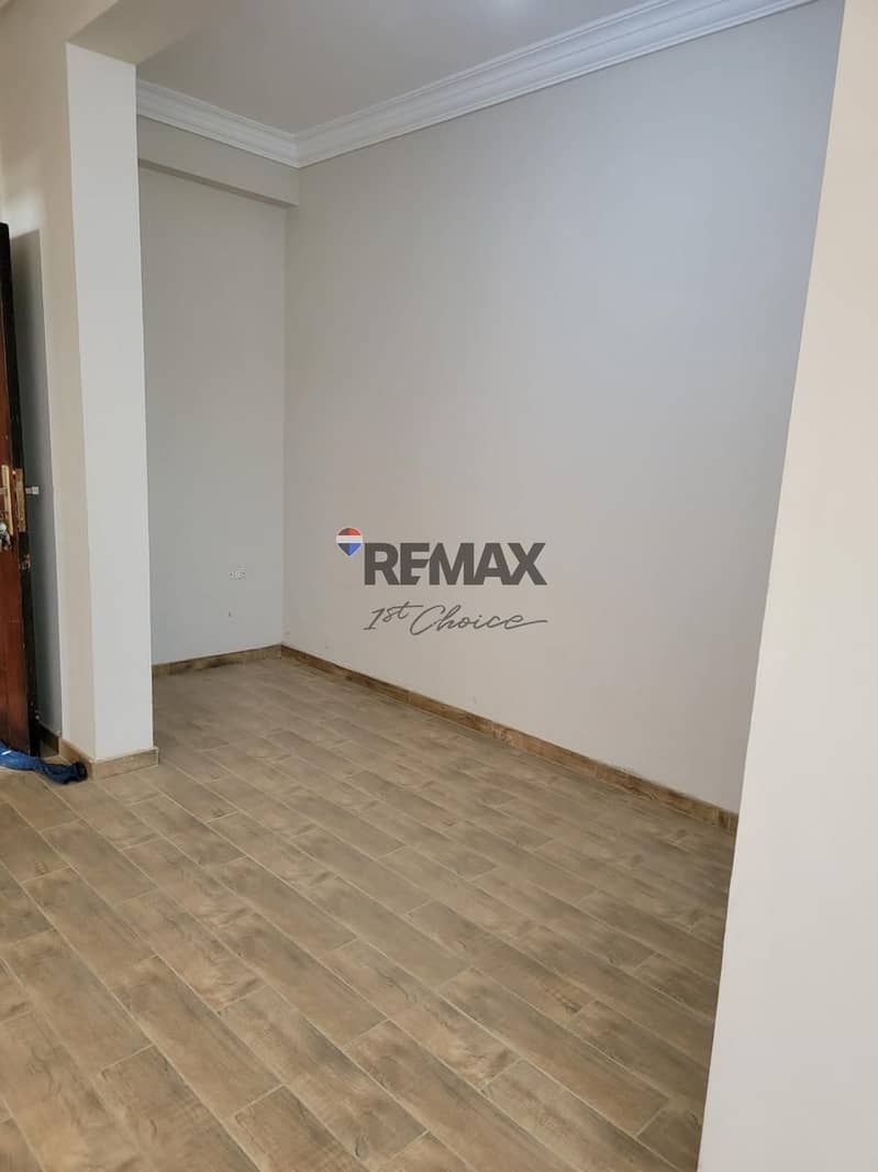 14 8d32ed3e-d2f6-4c6d-9678-c131f4efaaad. jpg