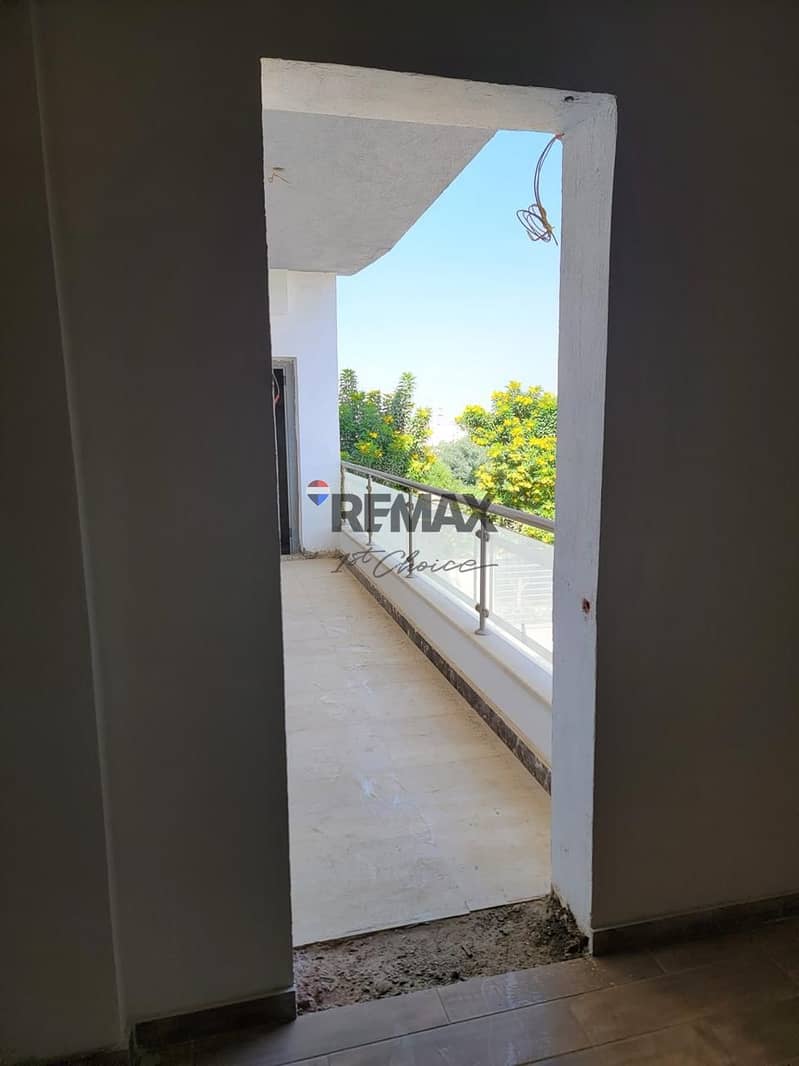 23 5256bb30-8cd5-4008-bd5f-2e7a885bc436. jpg