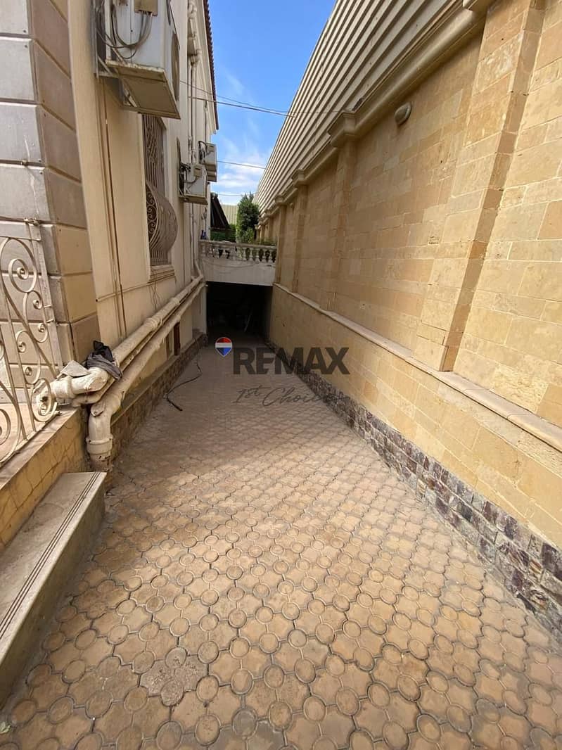 17 80cd0c7b-2e9f-426c-9dbf-bc70bb753539. jpg