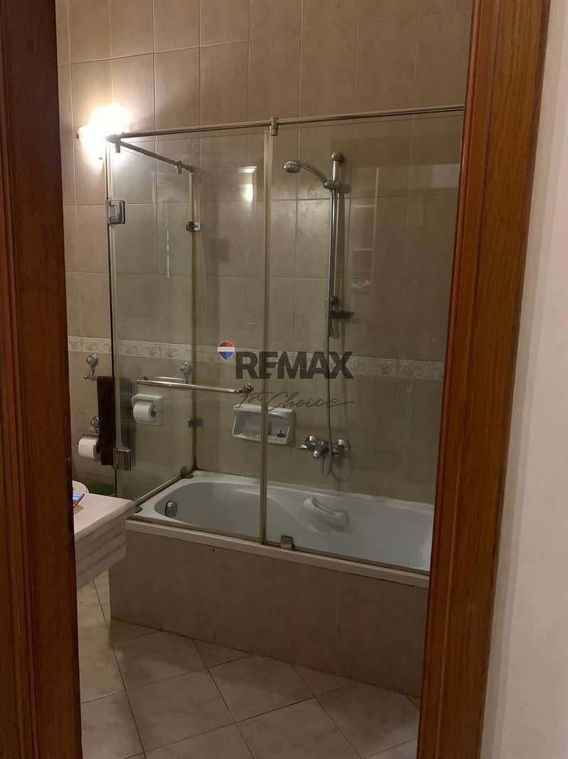 20 2ed61edb-cc73-42c8-b8c6-10ce65a20cad. jpg