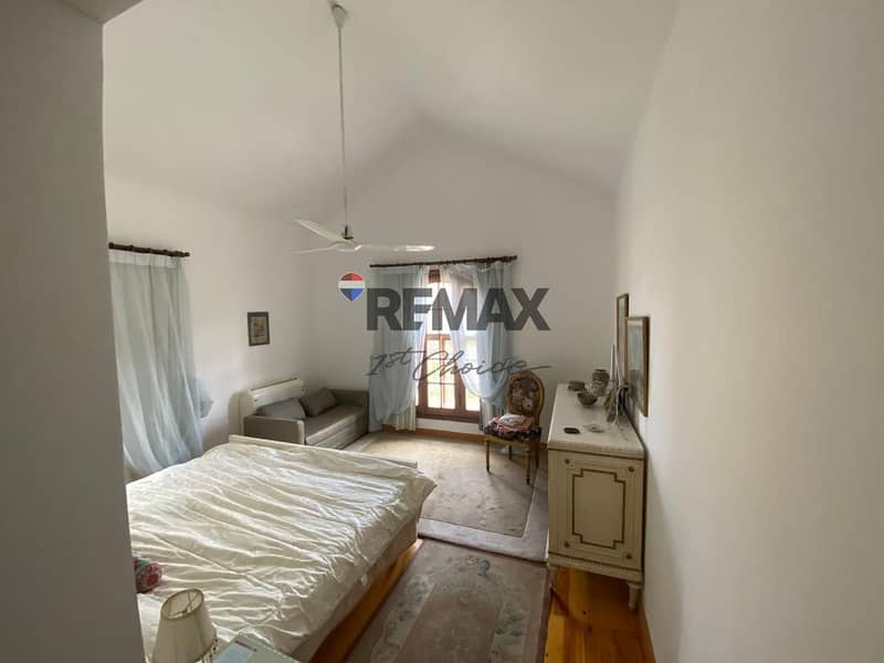 26 df5f93ea-8dd8-4d4e-88d0-0e1d14735869. jpg