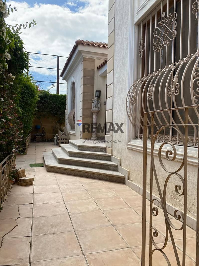 29 e68f3e1c-889c-46ca-9d96-f9ef2084ae15. jpg