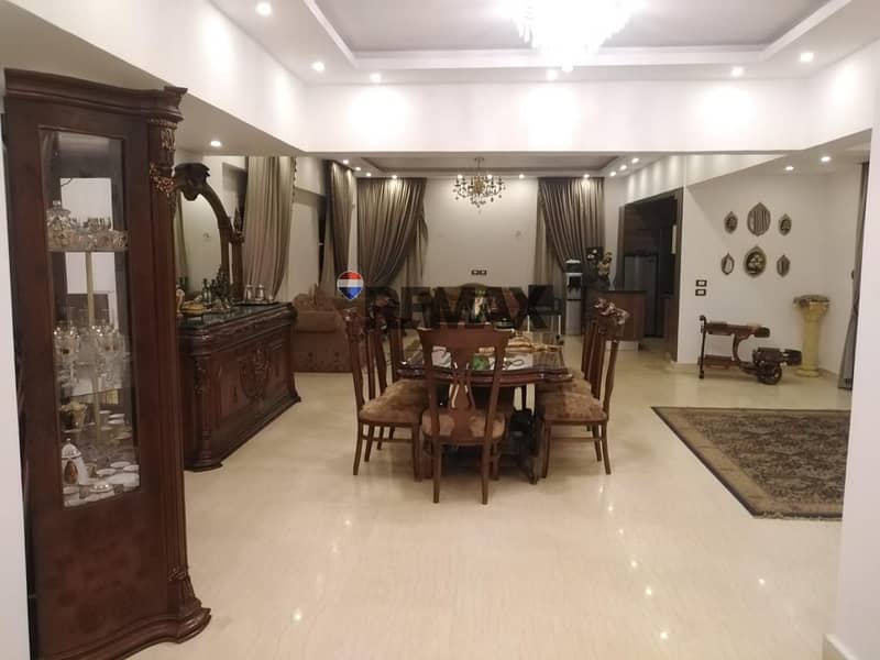 5 6efab7d9-c098-400f-880e-fa5c08d63c23. jpg