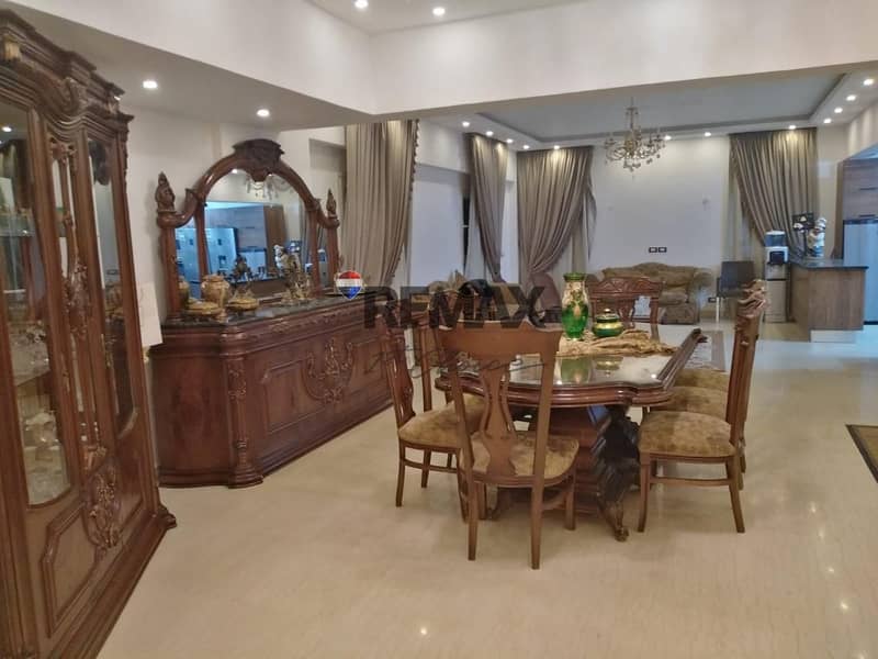 8 8e7a3280-530f-4aad-8bef-86ff5f8bb131. jpg