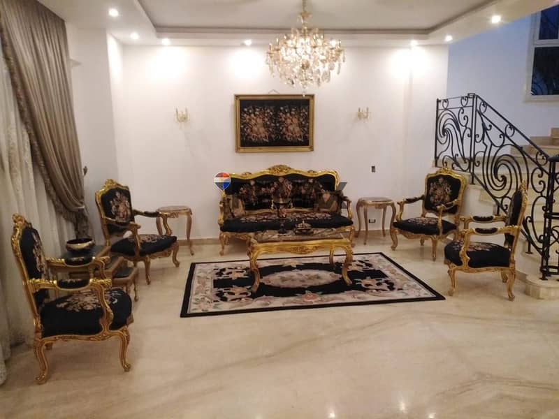 14 cfee3e14-b86a-40f3-a66b-fc85e64c7dd1. jpg