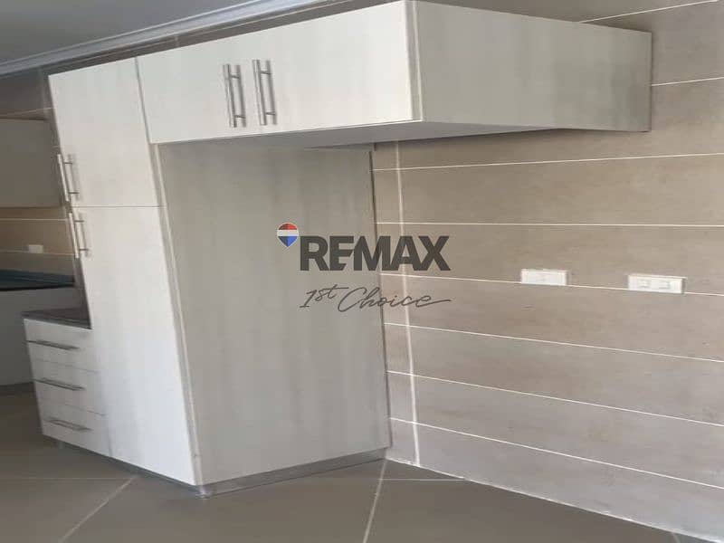 18 7d481227-1559-4462-a422-9f10ccc128c1. jpg