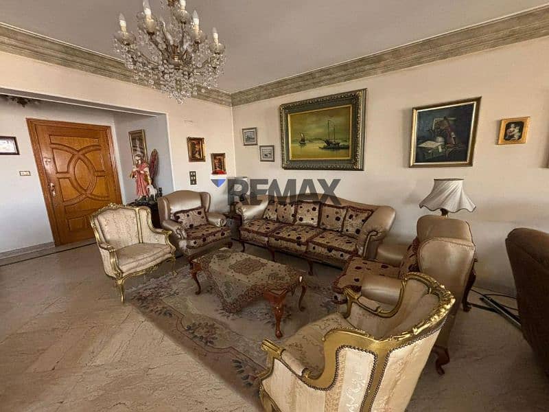 2 67e5e4ef-5a98-4f00-816a-b8eb6a02f050. jpg