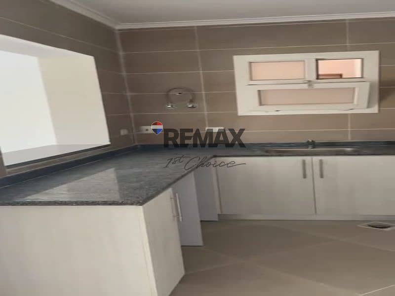 21 afdd7761-82f1-4ec5-b0e6-2482acc0ce1d. jpg