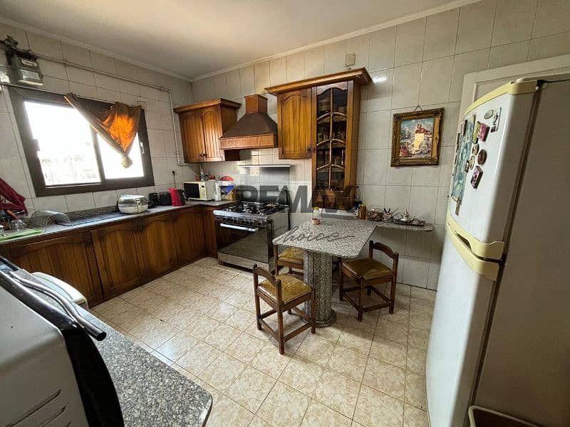 5 bfe24082-ecbc-4e7c-bb2d-1c5aa0d2b0b5. jpg