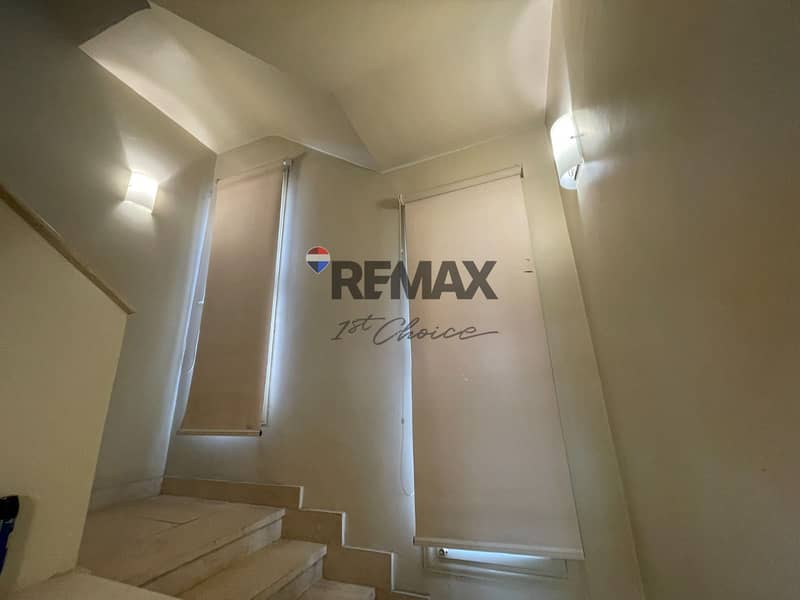 12 67fca020-f19d-4035-b415-486b0ebc260b. jpg