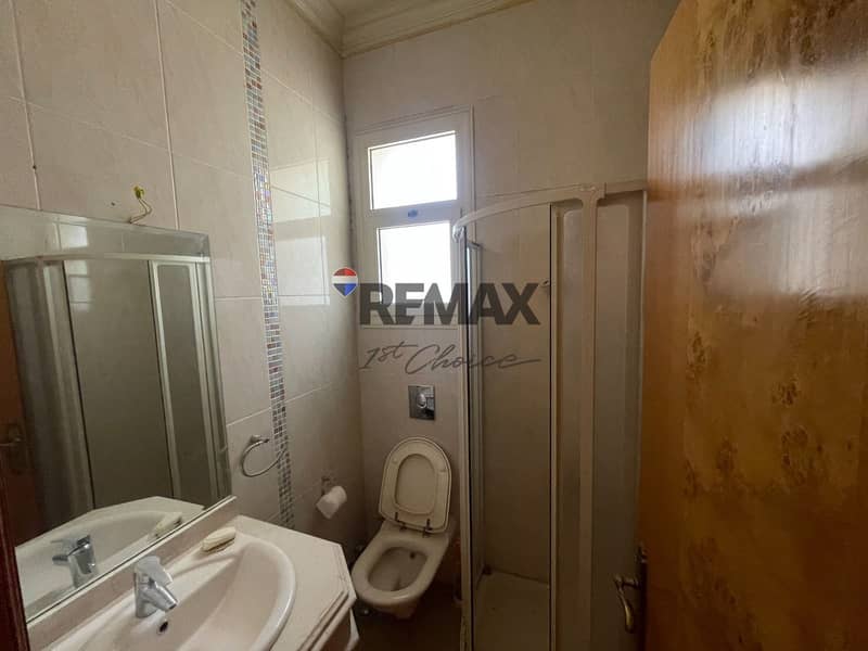 23 baae5a0c-68d1-4281-be18-b84e4a1fe945. jpg