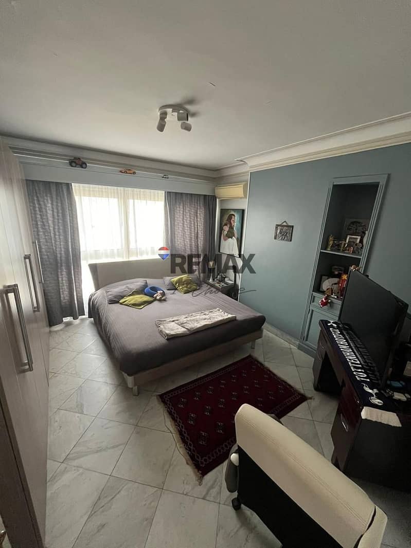 10 c0ff5cfb-d613-459c-8955-176fd35f2884. jpg