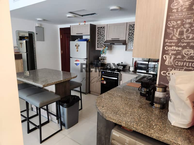 5 aec98c81-a829-4f66-9c99-0ec04723eab3. jpg