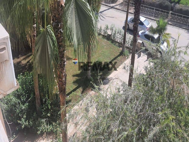 16 221d2fa3-de9a-4ef3-bdf1-88260ccd5812. jpg